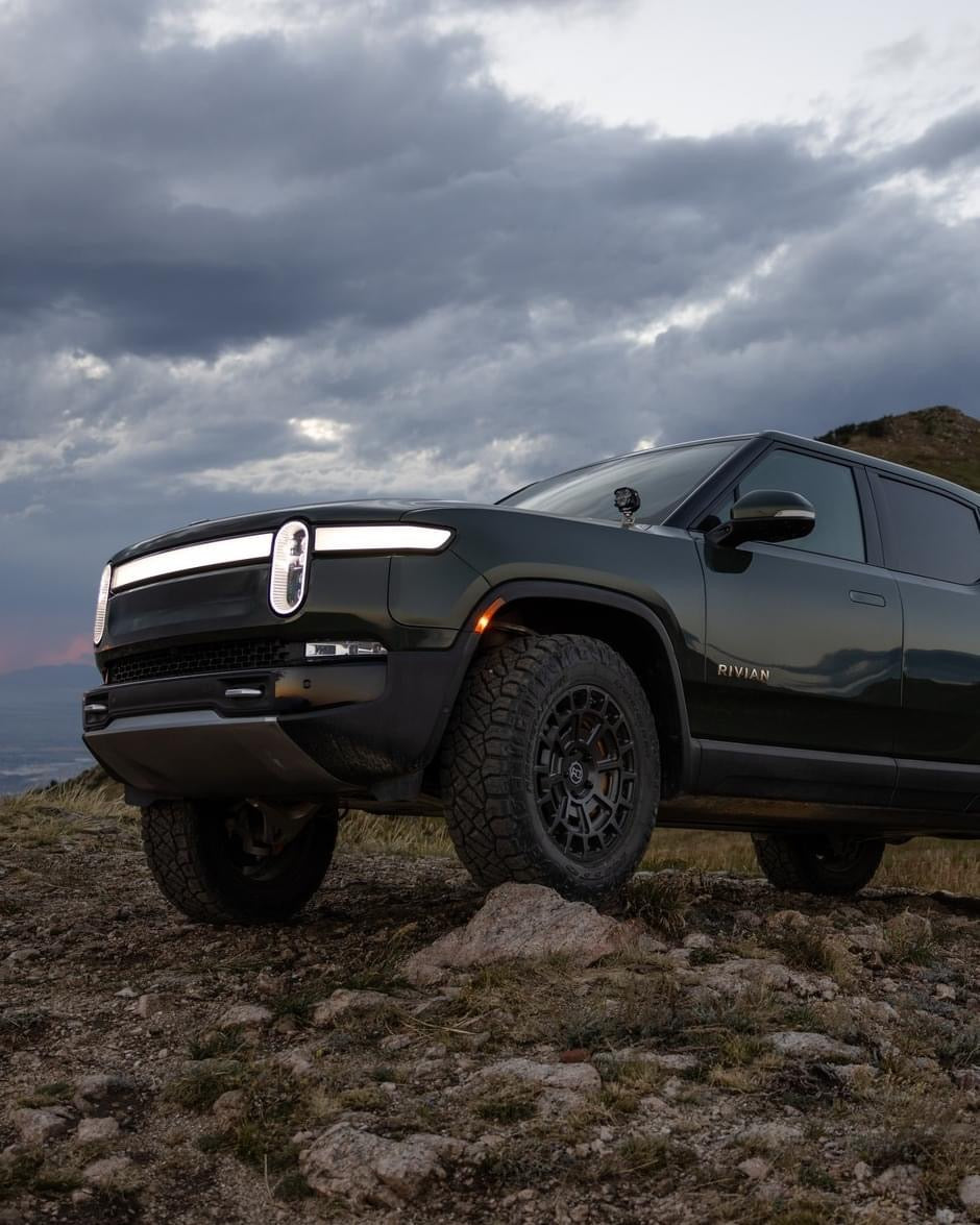 20x8.5 Black Rhino Voltaic for Rivian R1T & R1S