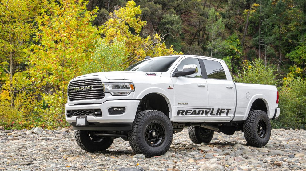 ReadyLift 6" Lift Kit w/Falcon Shocks & Ring & Corssmember 2019-2024 Ram 2500 4WD Standard Output Diesel Motor