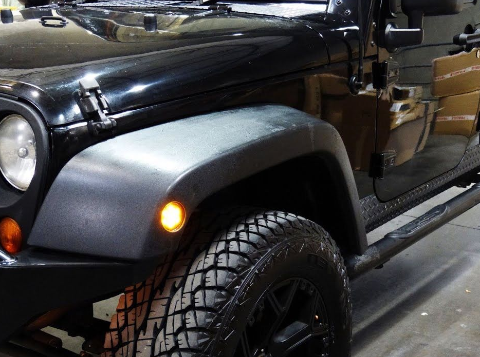 Jeep Wrangler JK Fender Flare Turn Signal Lights