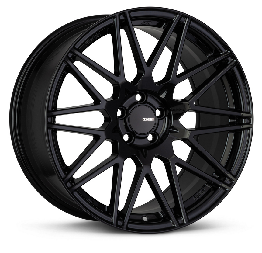 18x8.0 Enkei TMS / 5x114.3 / 45mm / 72.6mm