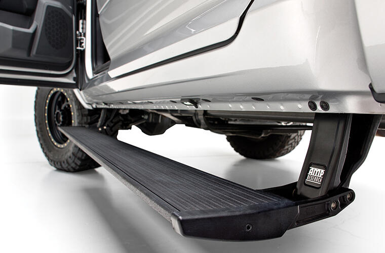 AMP Research Powerstep Running Board 2021–2022 Chevrolet/GMC Suburban/Tahoe/Yukon (Incl. XL)