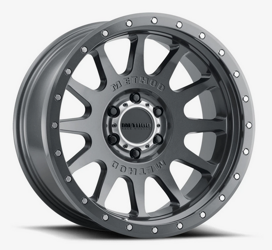 Method MR605 NV 20x10 -24mm Offset 8x6.5 121.3mm CB Gloss Titanium Wheel