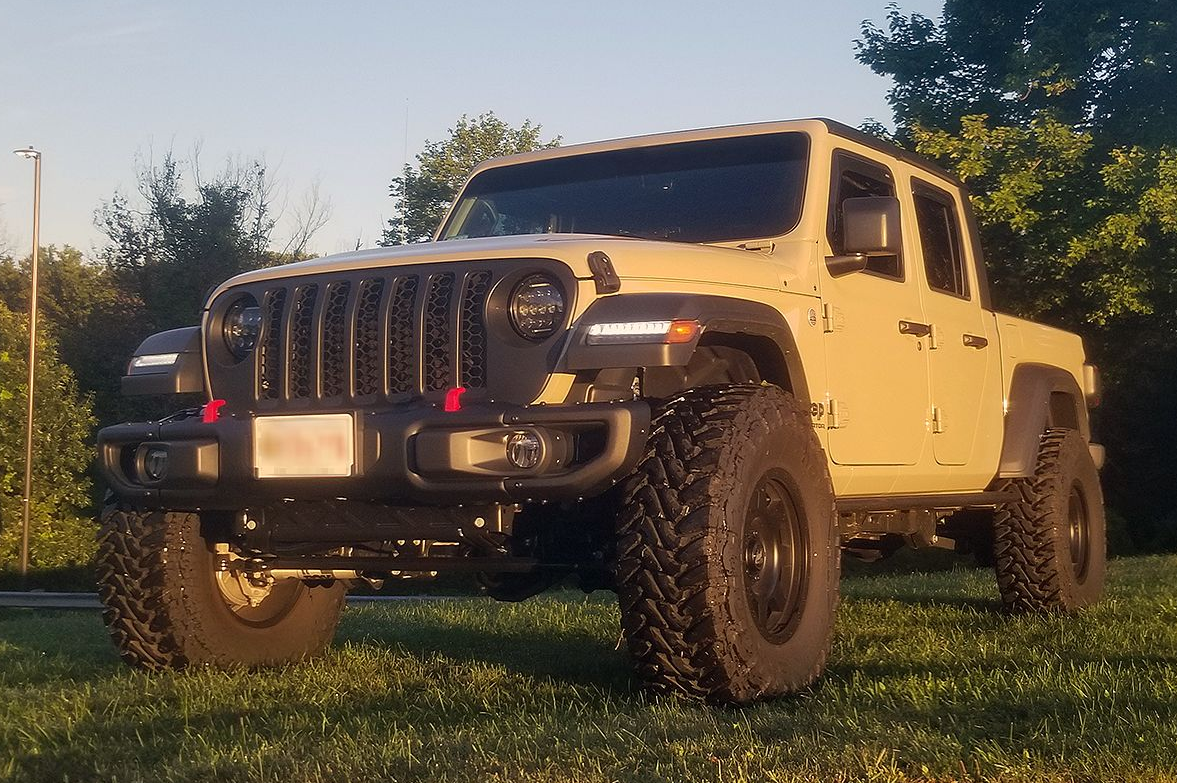 Jeep Wrangler JL/Gladiator JT Smoked LED Fender Light w/ Sequential Turn Signals & Side Marker Light